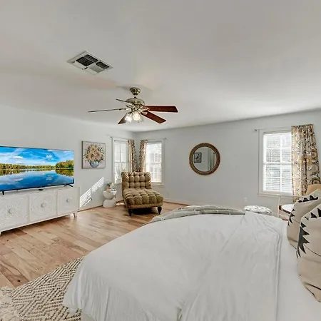 Calico Cottage